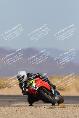 media/Mar-22-2025-CVMA (Sat) [[462c0ffedb]]/Race 13-Amateur Supersport Middleweight/